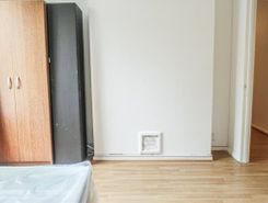 Listing main image