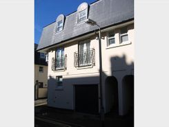 Listing main image