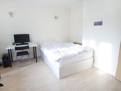 Listing main image