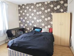 Listing main image